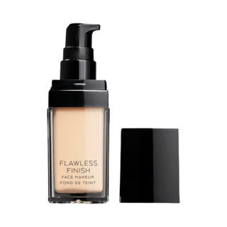 Face Foundation Flawless Finish Foundation Leesi B.