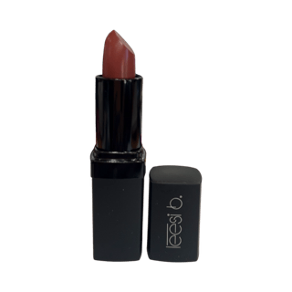 Lipstick Dolce Ultra Luxury Lipstick Leesi B.